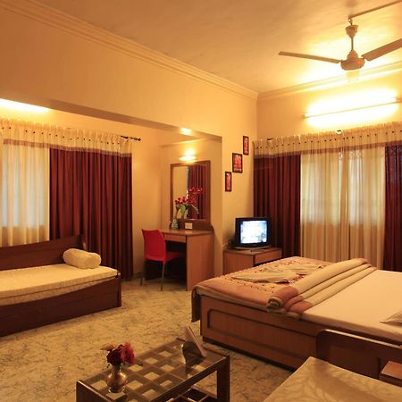 Hotel Sahyadri Алибаг Экстерьер фото