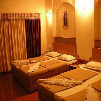 Hotel Sahyadri Алибаг Экстерьер фото