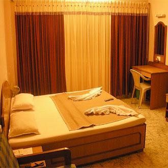 Hotel Sahyadri Алибаг Экстерьер фото